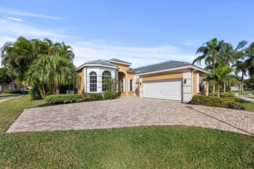 Picture of 4237 Imperial Isle Drive, Lake Worth FL 33449