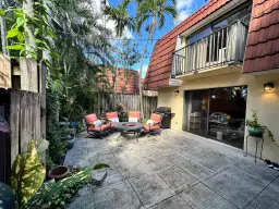 Picture of 9952 NW 6Th Court 9952, Plantation, FL 33324