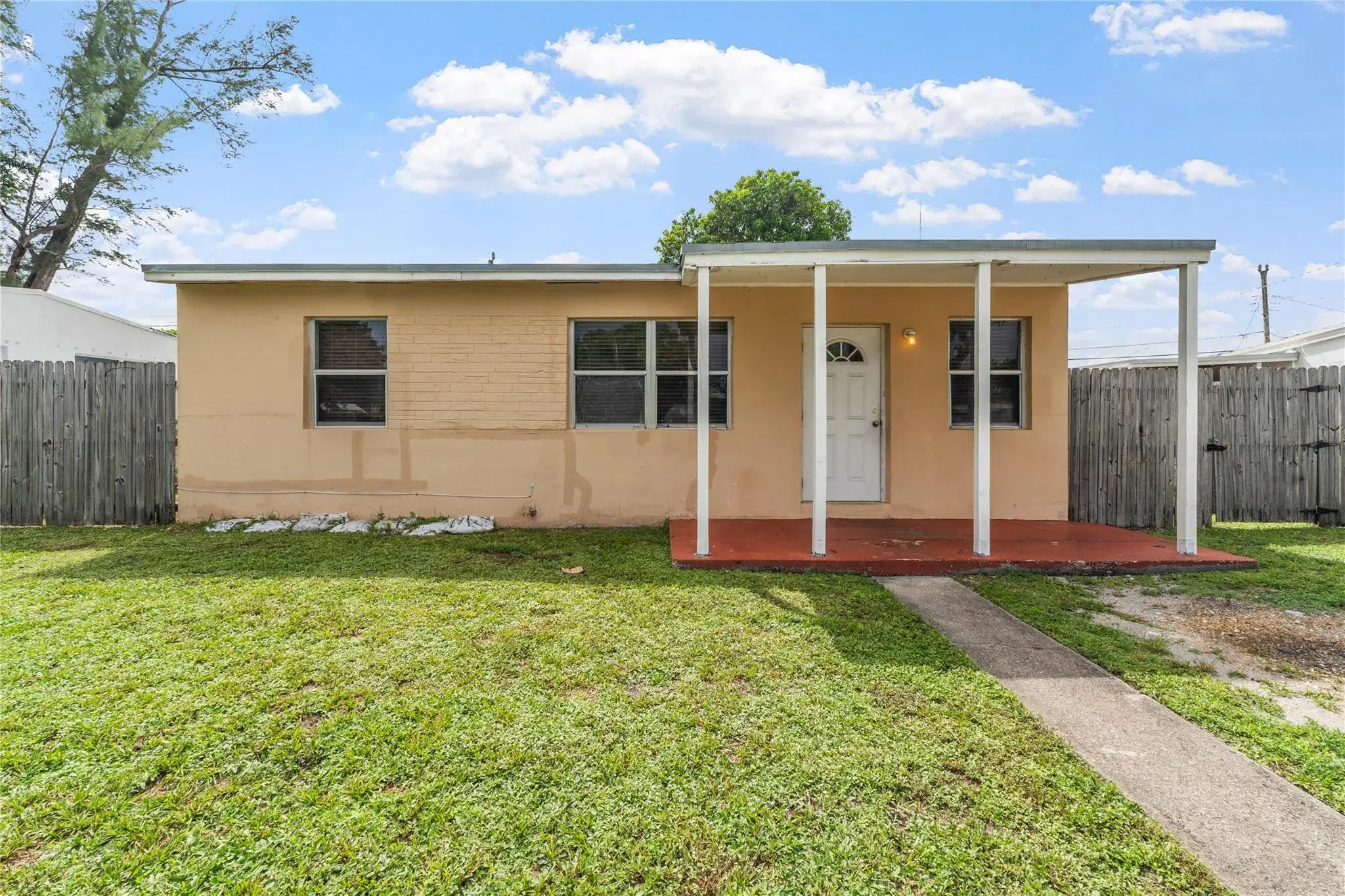 Picture of 3710 SW 45Th Ave, West Park, FL 33023