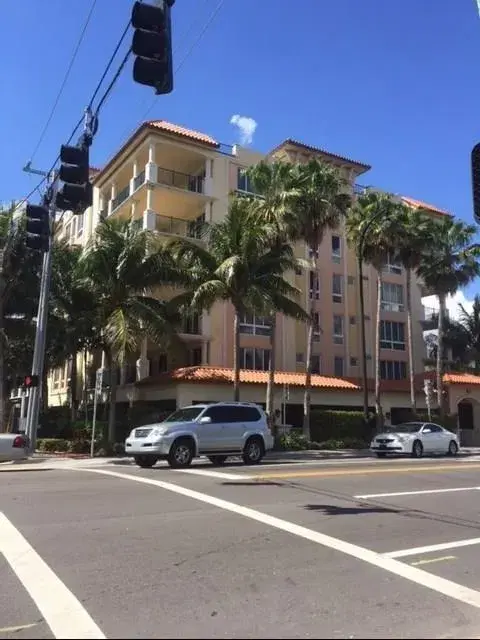 Picture of 9 NE 20Th Ave 201, Deerfield Beach, FL 33441