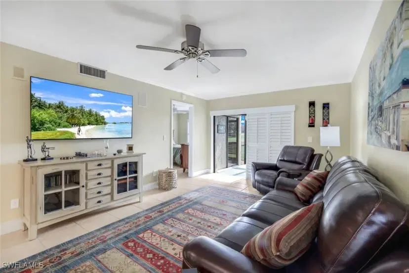 Picture of 5857 Rattlesnake Hammock Rd 107, Naples FL 34109