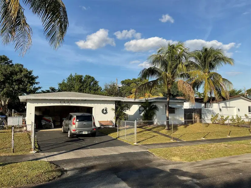 Picture of 7521 Grant Ct, Hollywood FL 33024