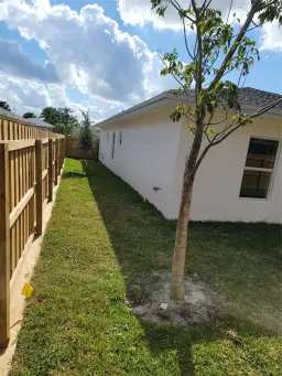 Picture of 1582 W 16Th, Riviera Beach, FL 33404