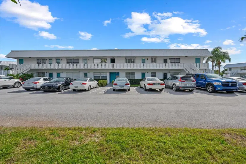 Picture of 2929 SE Ocean Boulevard 115-7, Stuart FL 34996