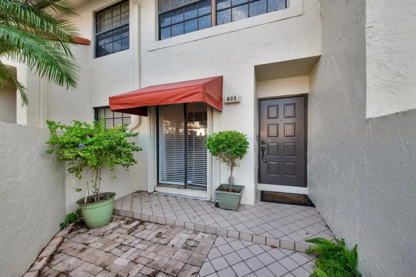 Picture of 805 Republic Court, Deerfield Beach FL 33442