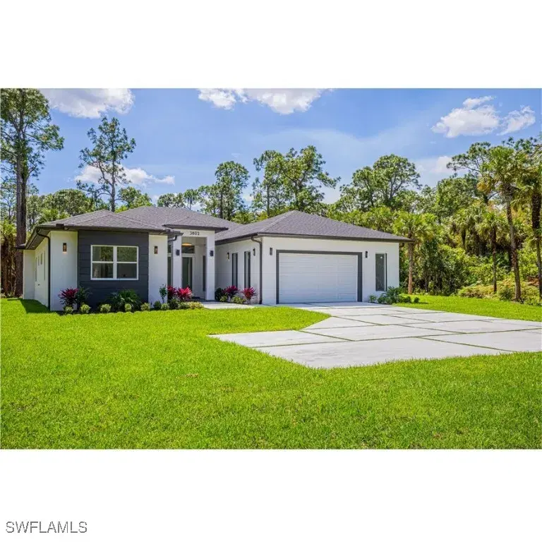 Picture of 3802 30Th Ave Se, Naples, FL 34117