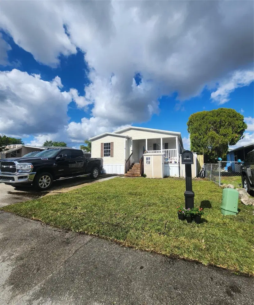 Picture of 13371 SW 9Th St, Davie FL 33325