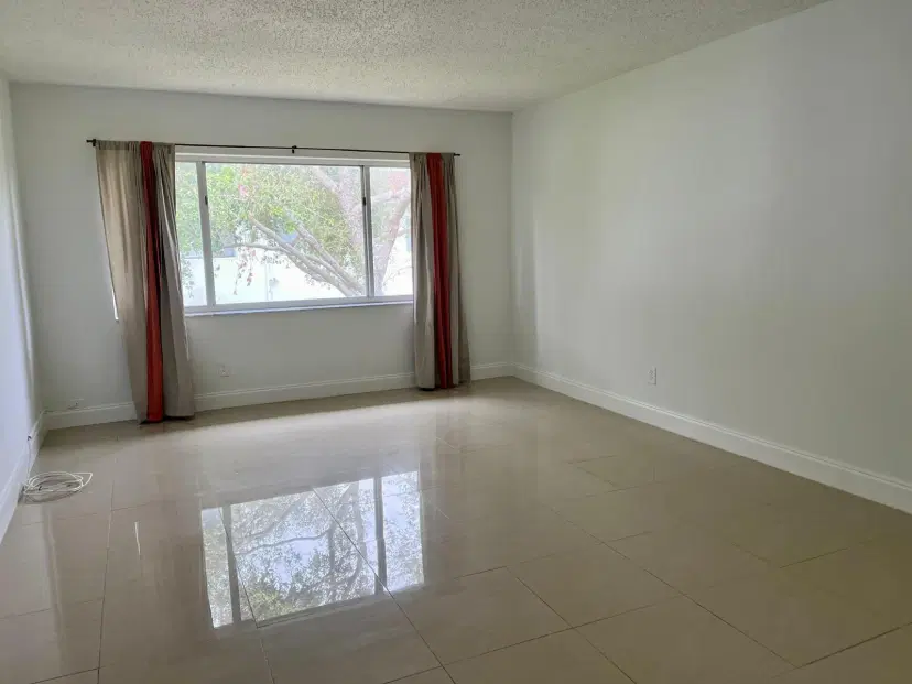 Picture of 201 SE 6Th Avenue 14, Pompano Beach FL 33060