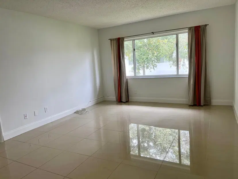 Picture of 201 SE 6Th Avenue 14, Pompano Beach FL 33060