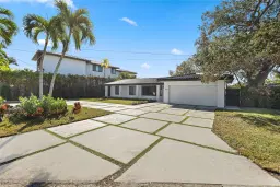 Picture of 2440 NE 25Th Pl, Fort Lauderdale, FL 33305