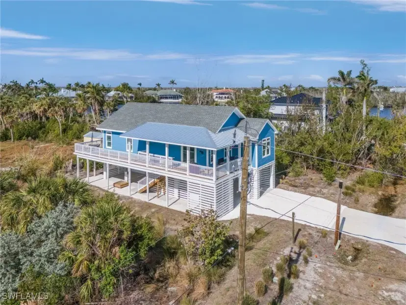 Picture of 971 Main St, Sanibel FL 33957