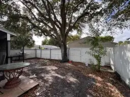 Picture of 3823 E Woodridge Terrace, Palm Springs, FL 33461