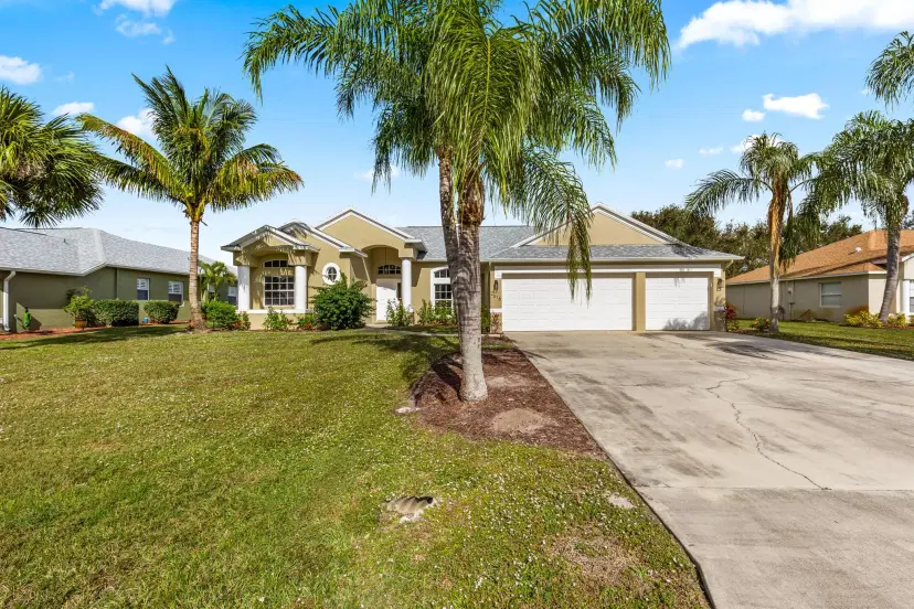 Picture of 2616 N Serenity Circle, Fort Pierce FL 34981