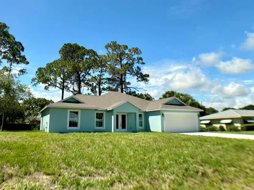 Picture of 6501 Lakeland Boulevard, Fort Pierce FL 34951