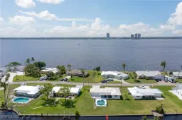 Picture of 400 E North Shore Dr, North Fort Myers, FL 33917