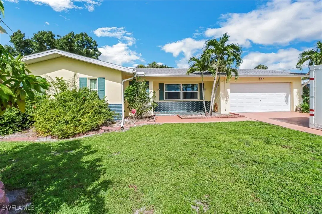 Picture of 4826 Lema Ct, North Fort Myers, FL 33903