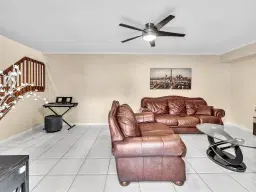 Picture of 708 NW 99 Circle 708, Plantation, FL 33324