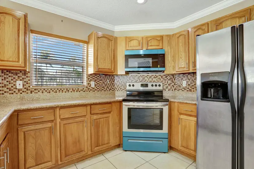 Picture of 901 SW 15Th Street, Deerfield Beach FL 33441