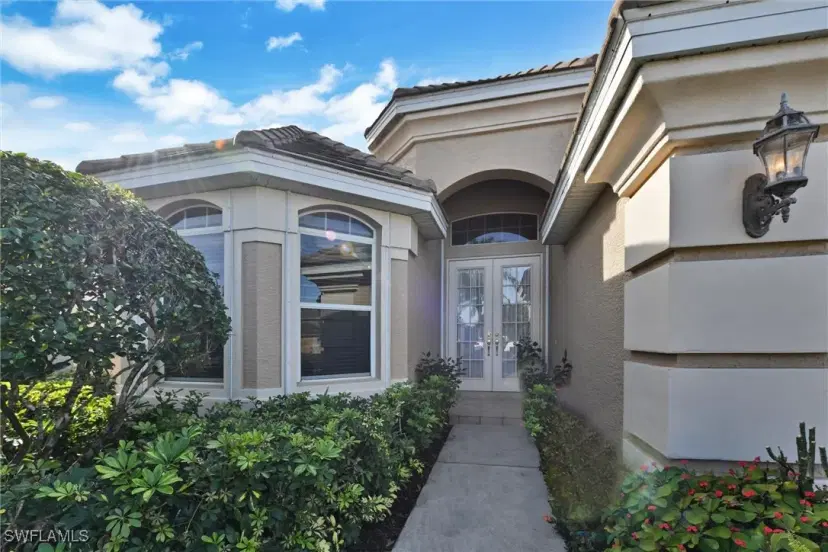 Picture of 20201 Rookery Dr, Estero FL 33928