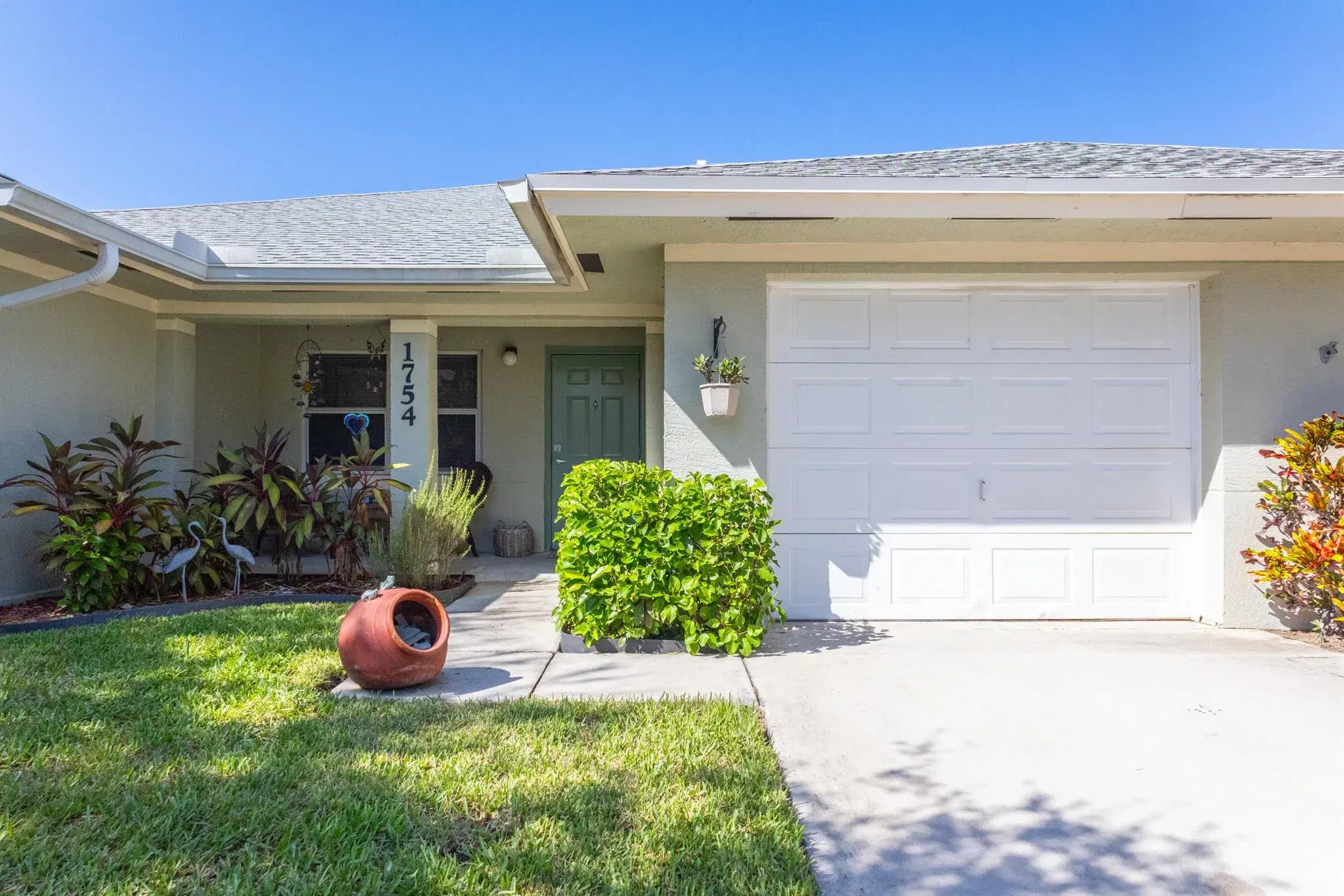 Picture of 1754 N Dovetail Drive B, Fort Pierce, FL 34982