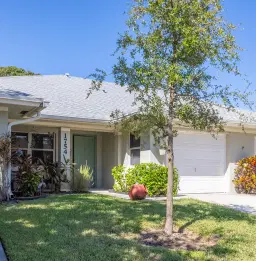 Picture of 1754 N Dovetail Drive B, Fort Pierce, FL 34982