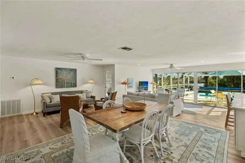 Picture of 486 Lake Murex Cir, Sanibel FL 33957