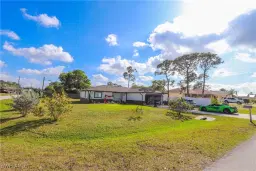 Picture of 18013 Phlox Dr, Fort Myers, FL 33967