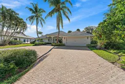 Picture of 209 Fairway W, Tequesta, FL 33469