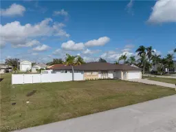 Picture of 1725 SE 3Rd St, Cape Coral, FL 33990