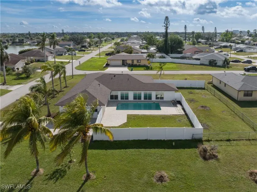 Picture of 1725 SE 3Rd St, Cape Coral FL 33990