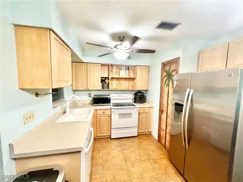 Picture of 481 Reading St Nw, Port Charlotte FL 33952