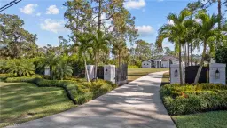 Picture of 1680 Oakes Blvd, Naples, FL 34119