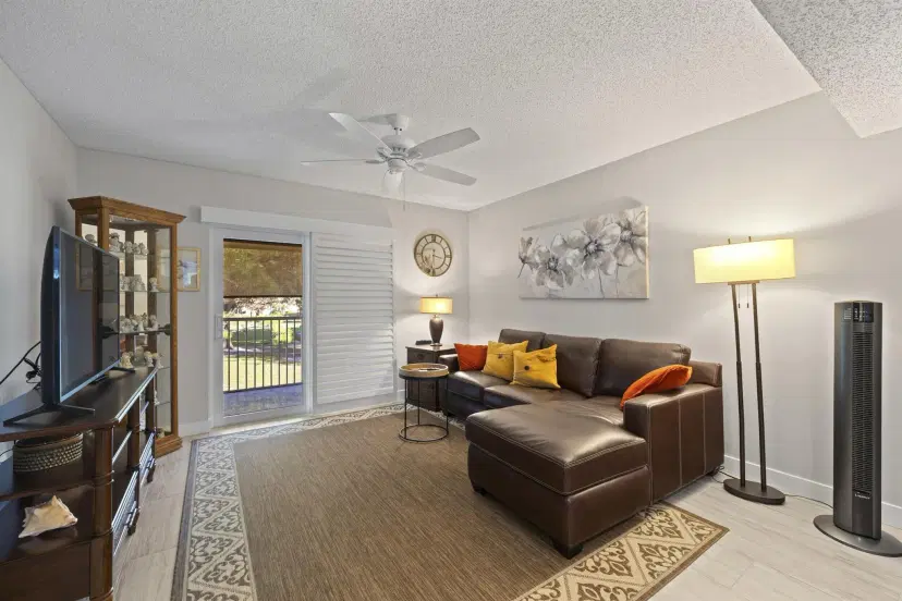 Picture of 18081 SE Country Club Drive 177, Jupiter FL 33469