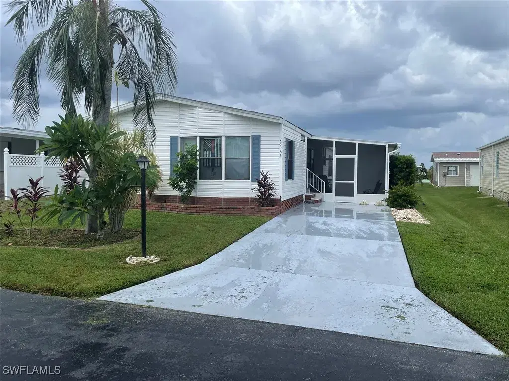 Picture of 16255 Charleston Ave, Fort Myers, FL 33908