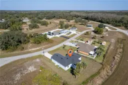 Picture of 1111 W Leader Ct, Labelle, FL 33935