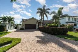 Picture of 218 2Nd St, Bonita Springs, FL 34134