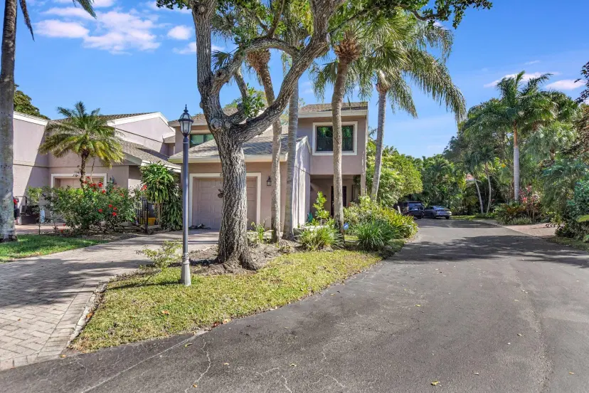 Picture of 6650 Thornhill Court, Boca Raton FL 33433