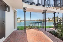 Picture of 2254 Gulf Shore Blvd N N1, Naples, FL 34102