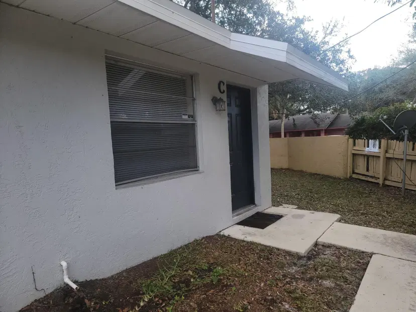 Picture of 2002 S 10Th Street Apt C, Fort Pierce FL 34950