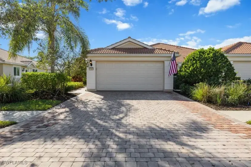 Picture of 7267 Salerno Ct, Naples FL 34114