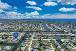 Picture of 2018 SE 6Th Ln, Cape Coral, FL 33990