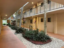 Picture of 5250 Las Verdes Circle 109, Delray Beach, FL 33484