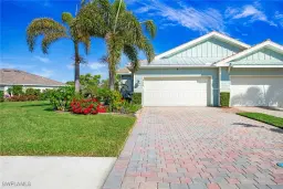 Picture of 14830 Edgewater Cir, Naples, FL 34114