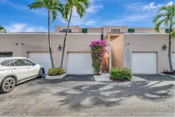 Picture of 6630 Villa Sonrisa 721, Boca Raton, FL 33433