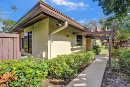 Picture of 10112 Marwood Place, Boynton Beach, FL 33437