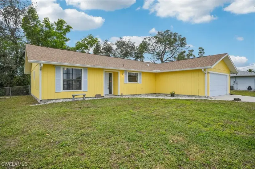 Picture of 8412 Lemon Rd, Fort Myers FL 33967