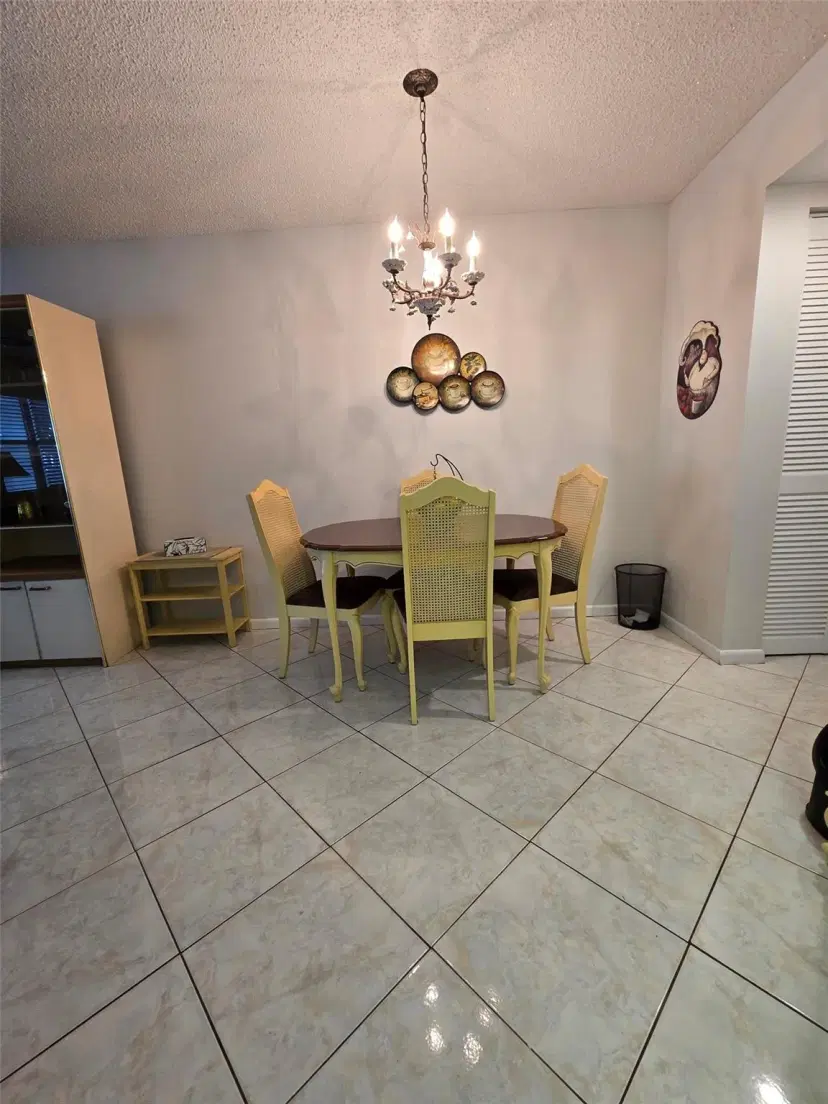 Picture of 333 Oakridge S 333, Deerfield Beach FL 33442