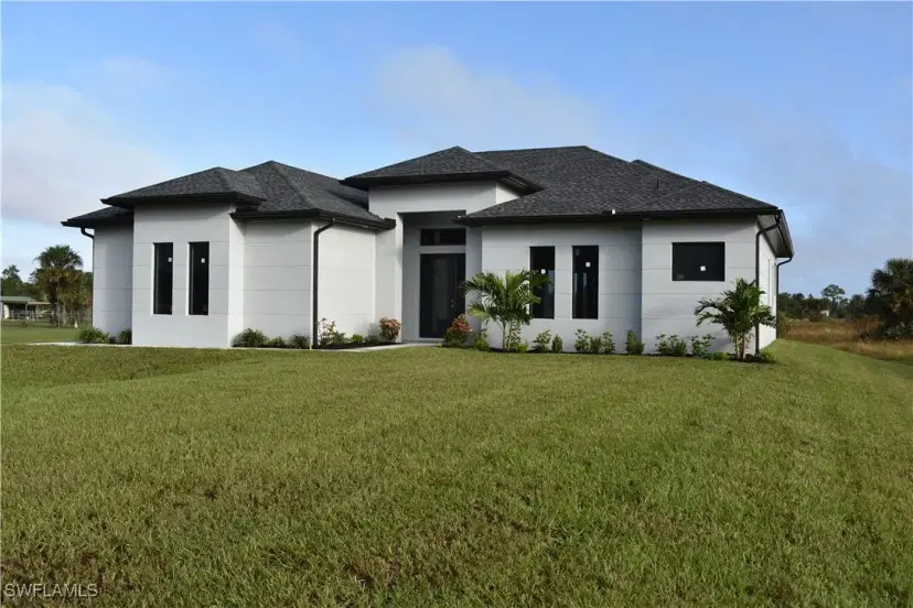 Picture of 2931 27Th Ave Ne, Naples FL 34120