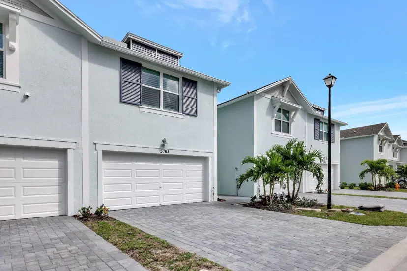 Picture of 5764 SE Edgewater Circle, Stuart FL 34997