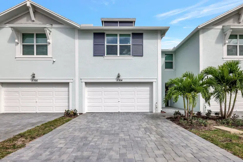 Picture of 5764 SE Edgewater Circle, Stuart FL 34997